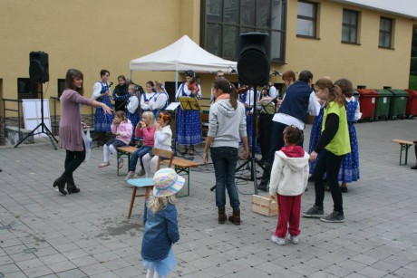 JH 13 súťaže, kult. program